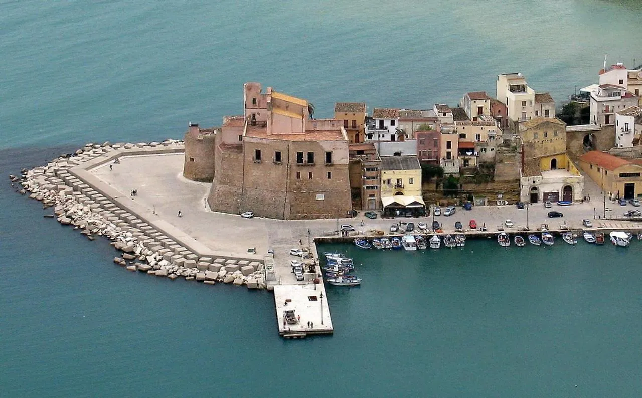 Rosy 1 Apartment Castellammare del Golfo