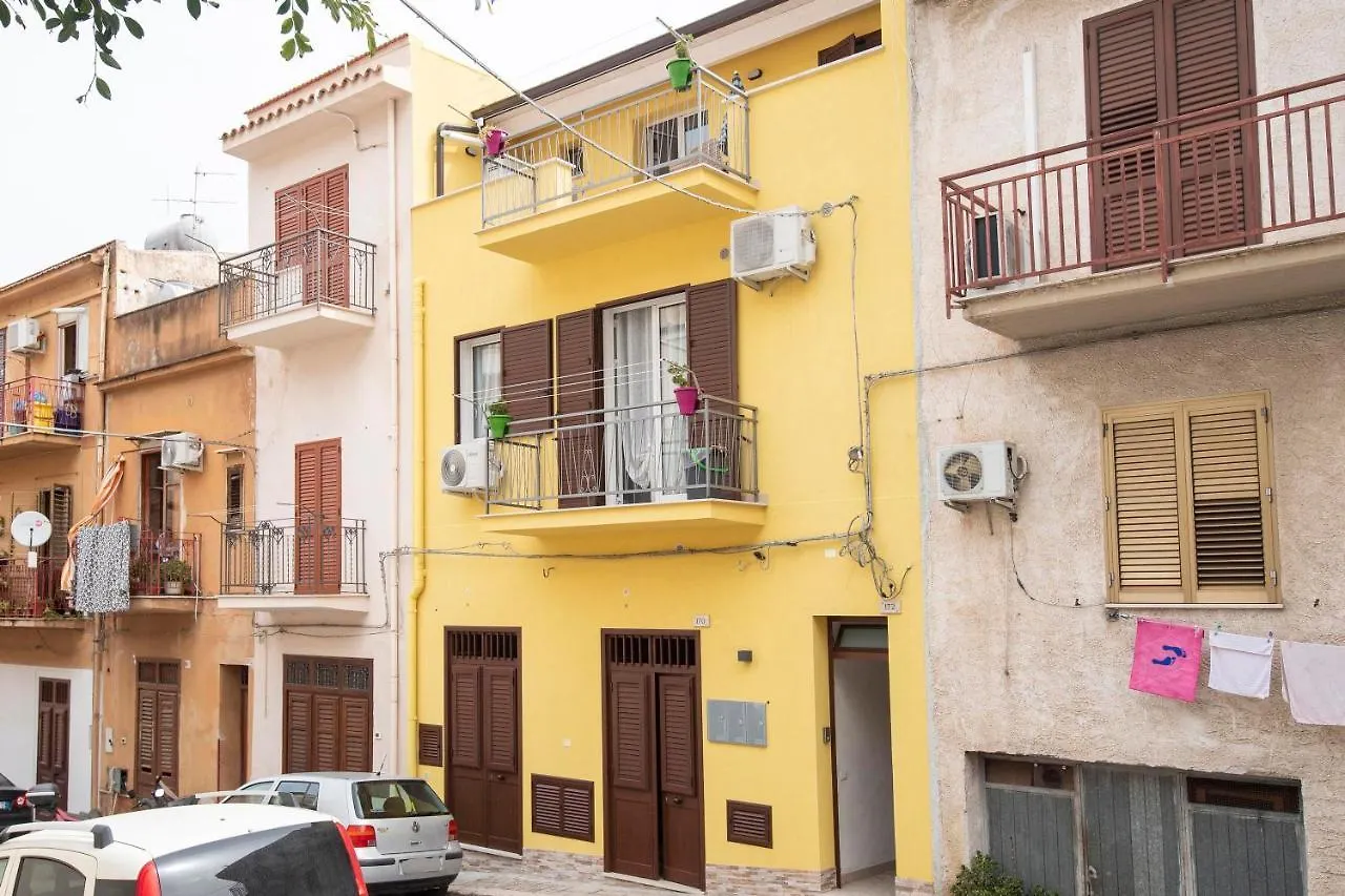 Rosy 1 Apartment Castellammare del Golfo Italy
